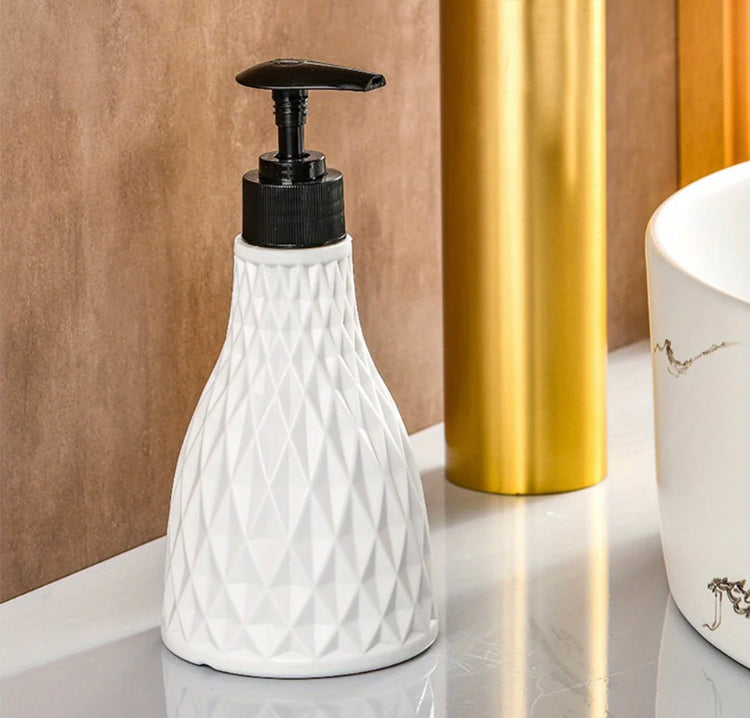 Soap Dispensers Art Geometric Texture Minimalist Style Home Decoration