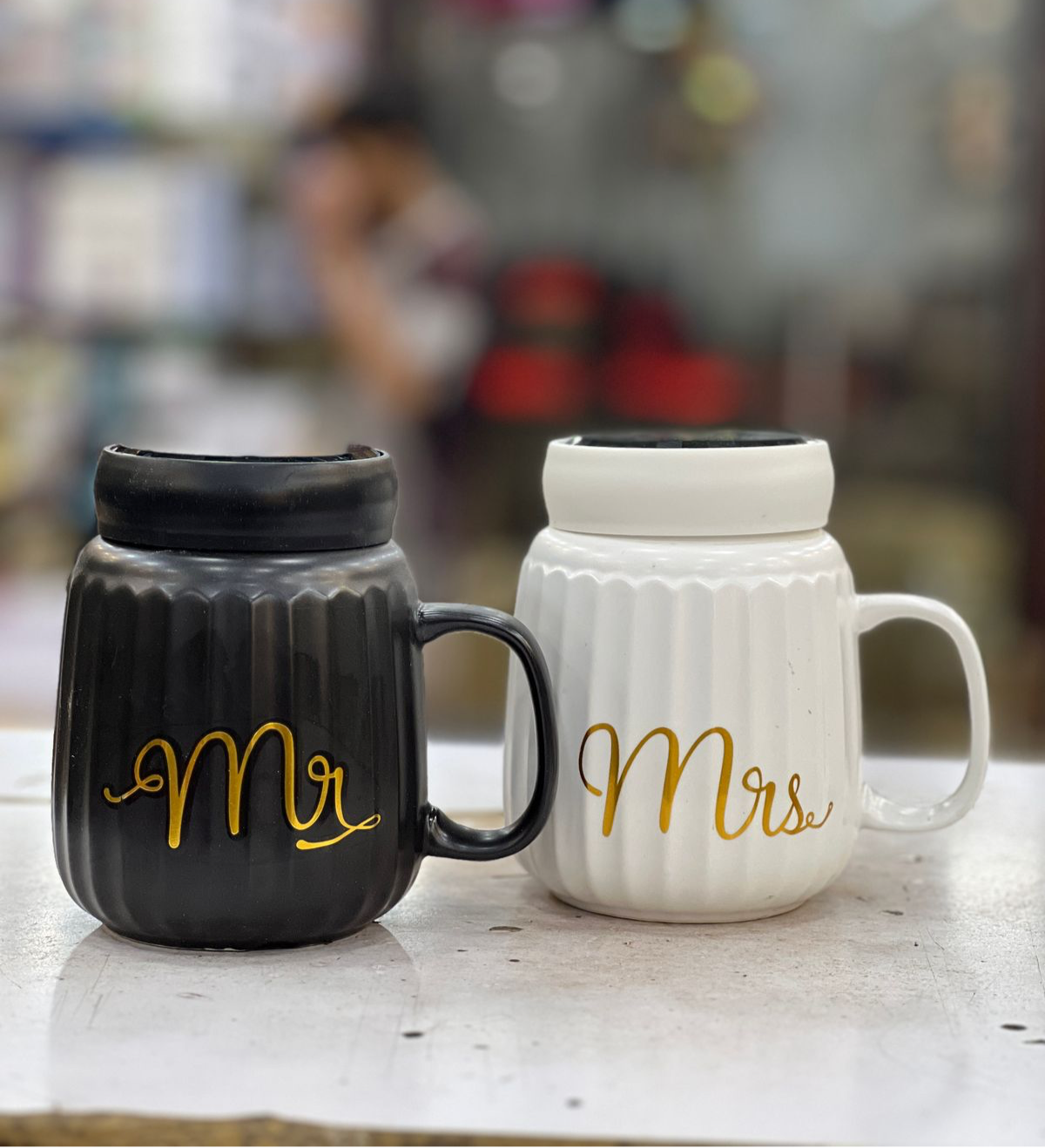 Mr & Mrs Couple Mug with Lids