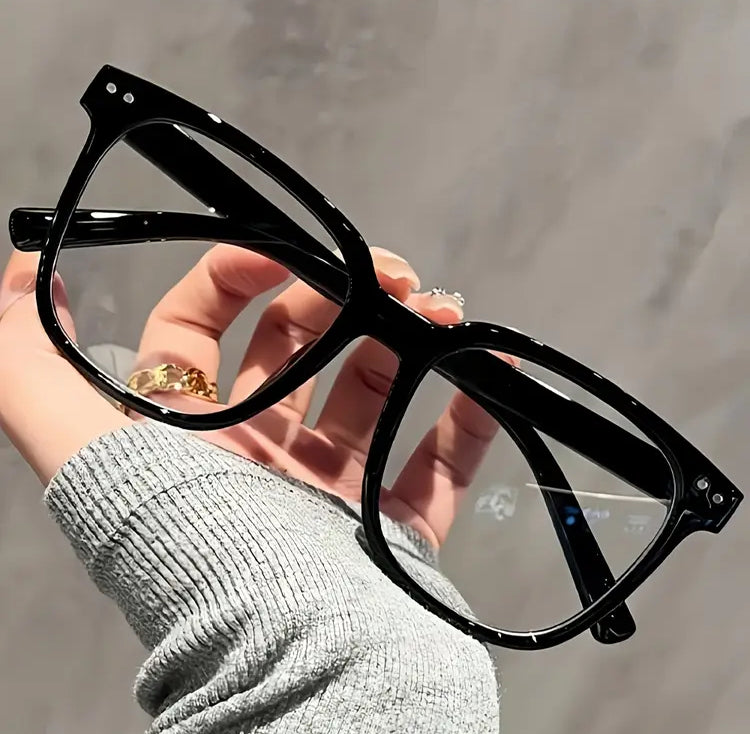 Fashionable Square Glasses Best Quality