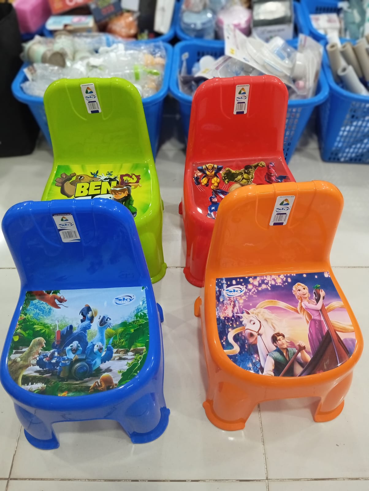 Character Plastic Comfortable Chair for Kids