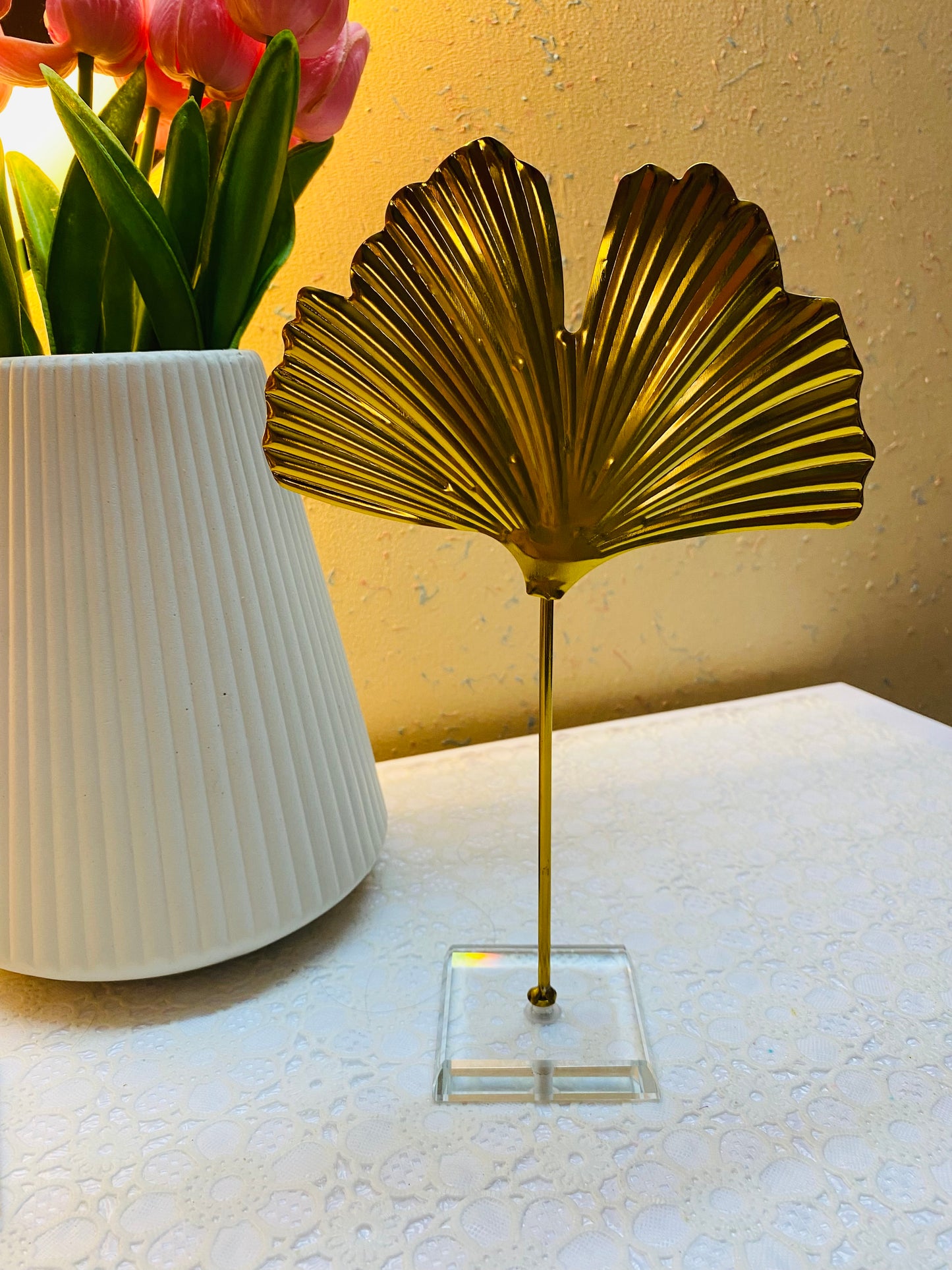 Metal Showpiece for Home Decoration