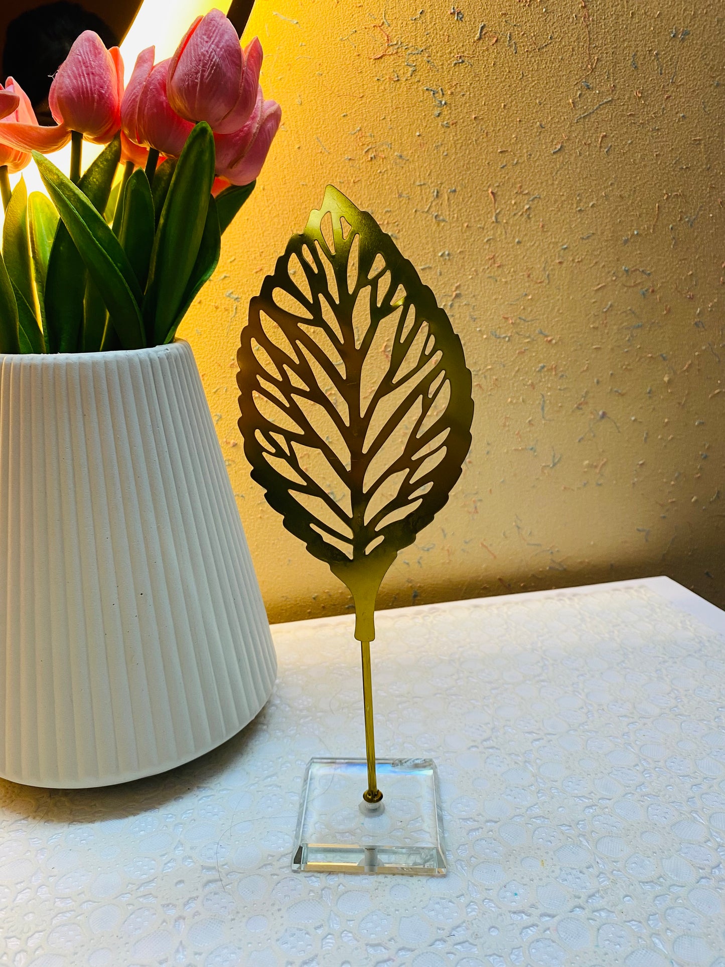 Metal Showpiece for Home Decor