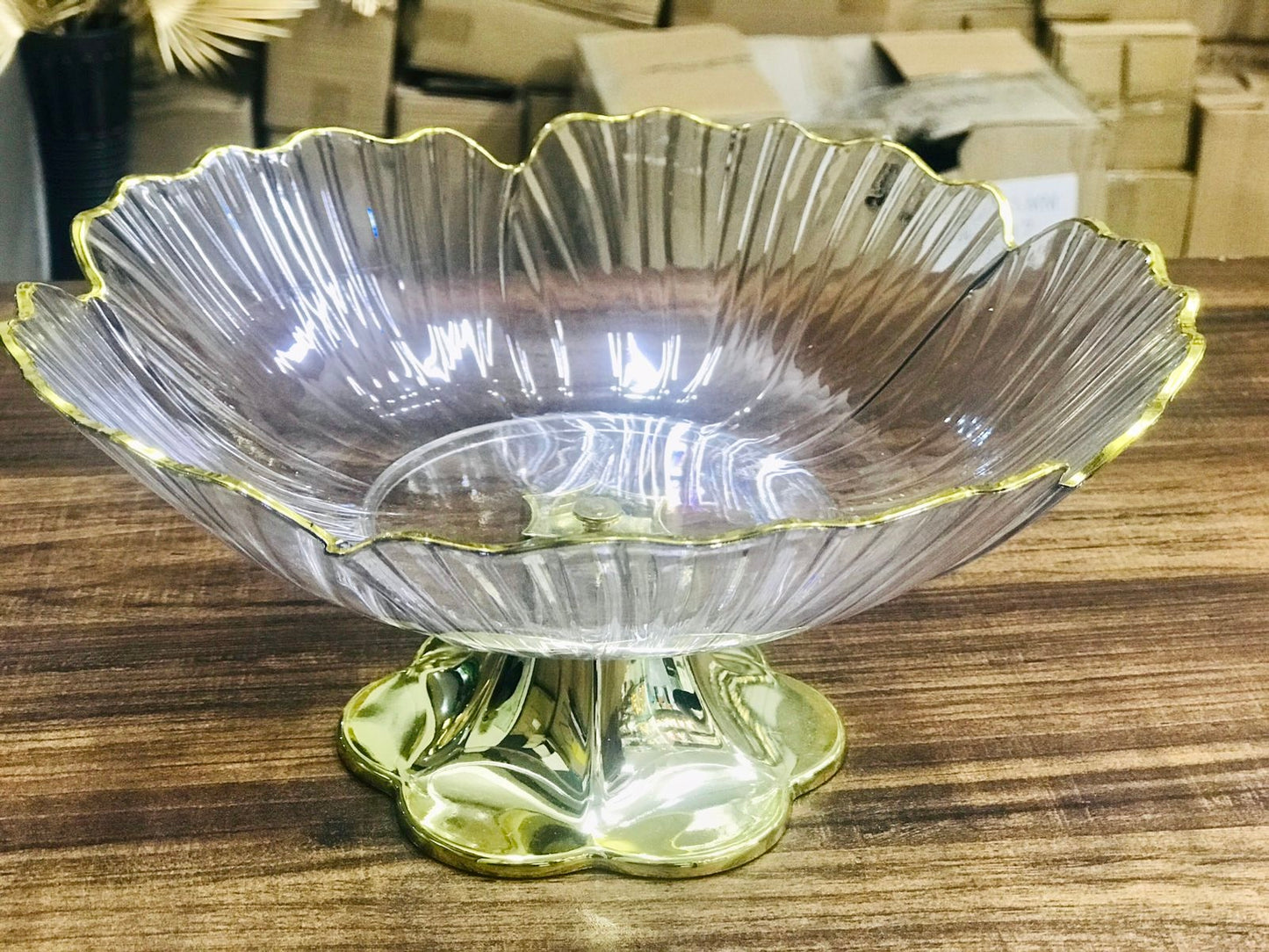 Luxury Acrylic Multipurpose Fruits Snack Display Stand Bowl