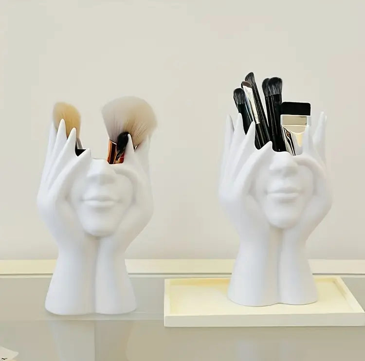 Creative Nordiac Style Makeup Brushes Holder