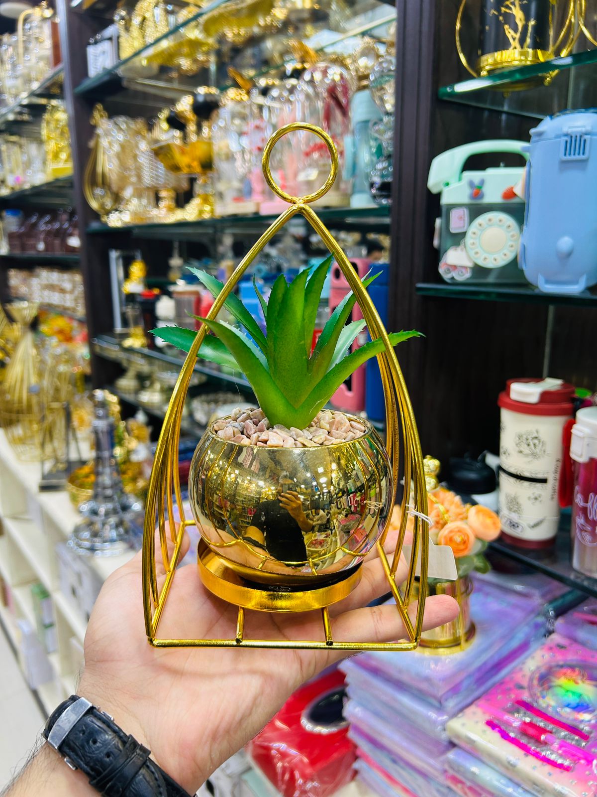 Metal Flower Pot for Home Decoration
