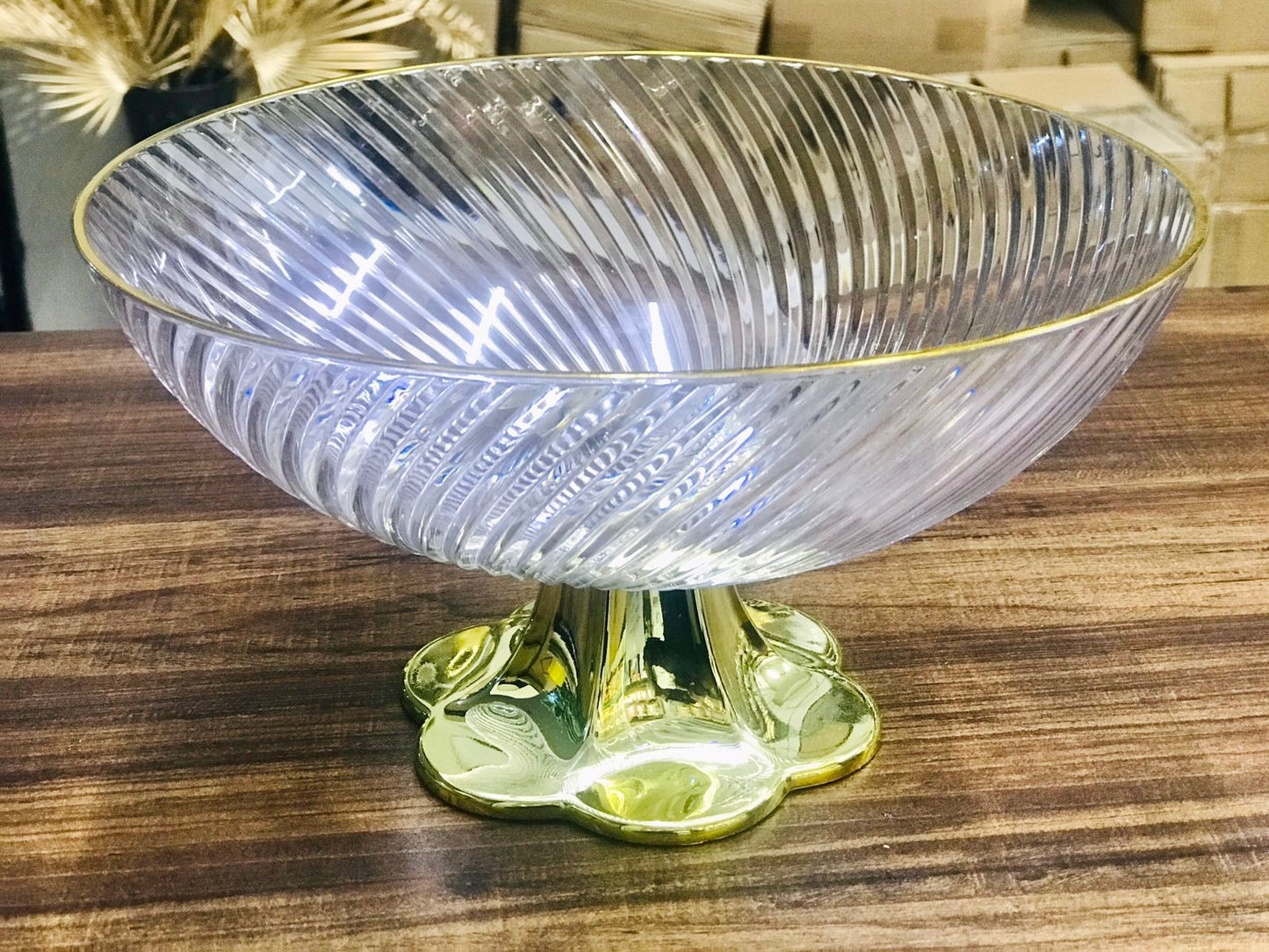 Luxury Acrylic Multipurpose Fruits Snack Display Stand Bowl