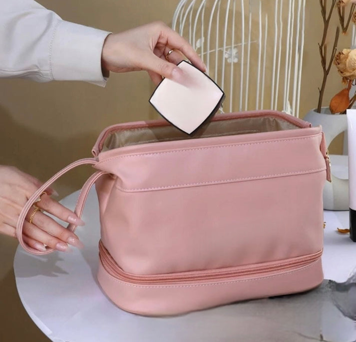 Large Capacity Double Zip Leather Makeup Bag