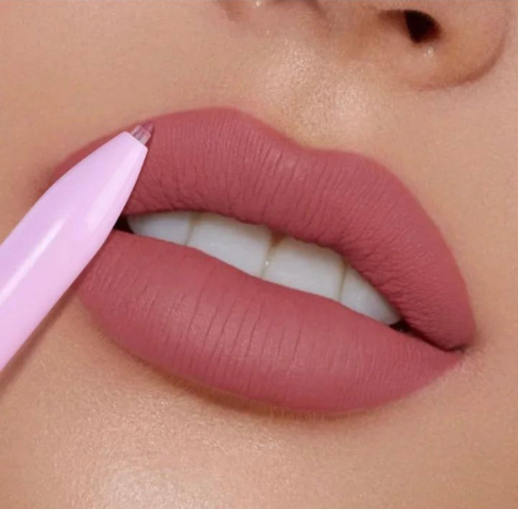 4 in 1 Makeup Pen (Lipstick, Eyeliner, Highlighter & Eyeshadow)