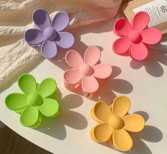 1Pc Flower Aesthetic Hair Claw For Girls Premium Quality Hair Girly Accessories