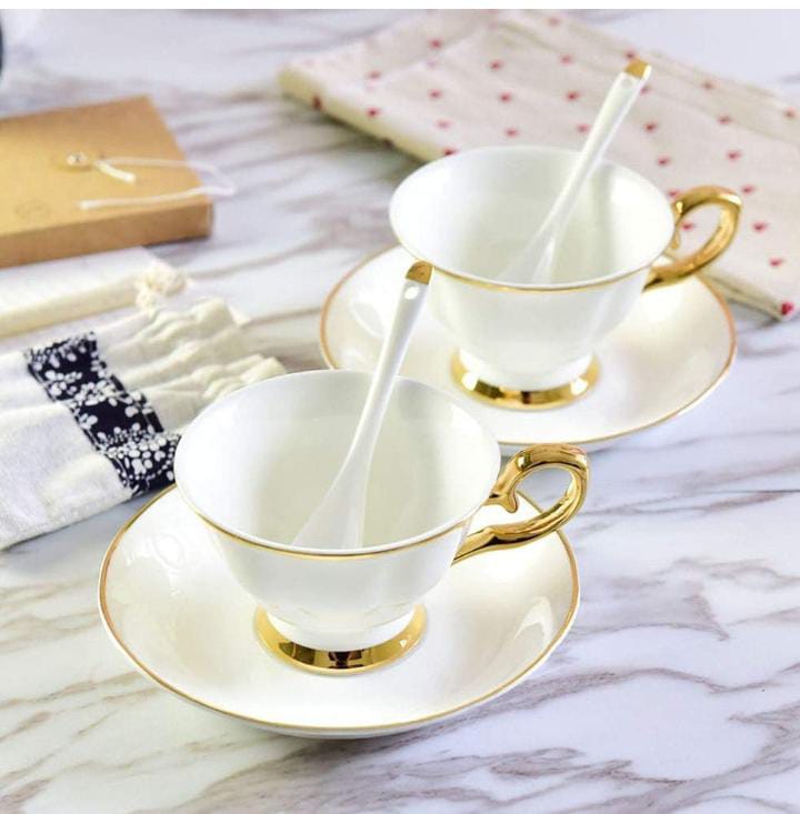 Cermaic Cups Set with Saucers and Box Packaging