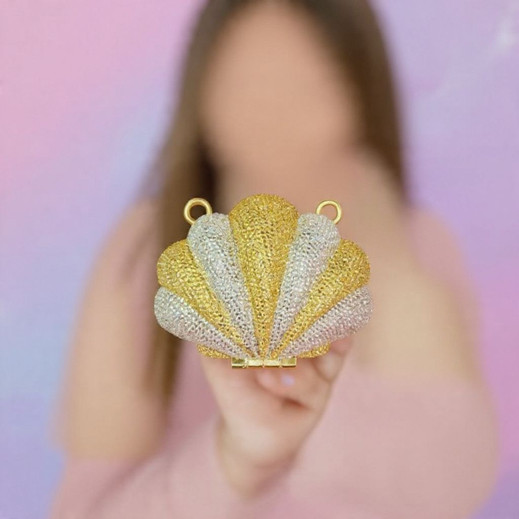 Mini Shell Design Rhinestone Clutch