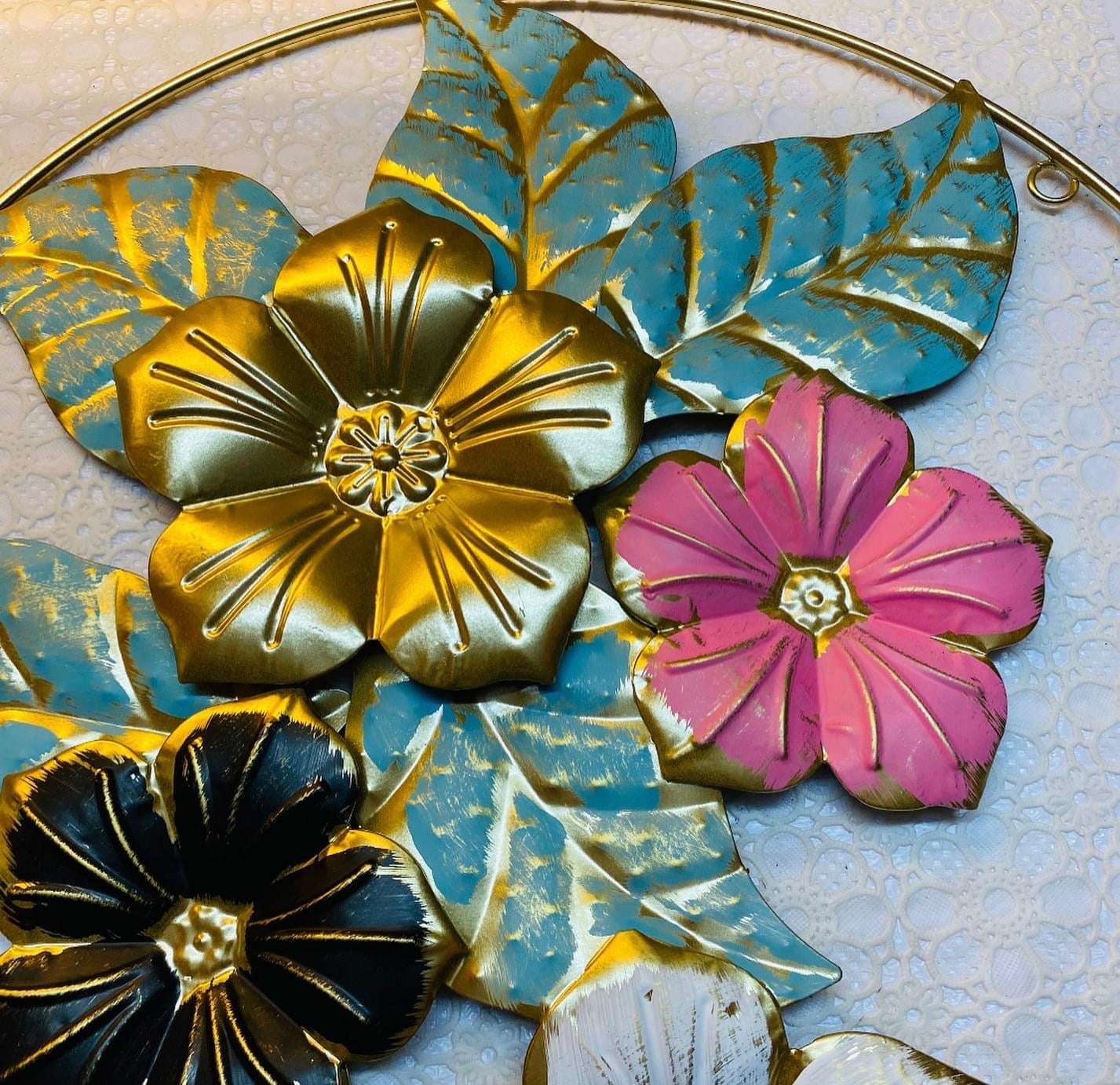 Metal Round Flower Motif for Wall Decoration