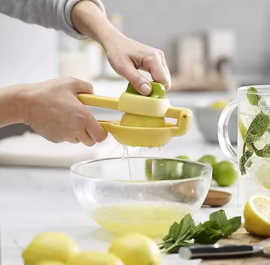 Handheld Lemon / Orange Squeezer Juicer