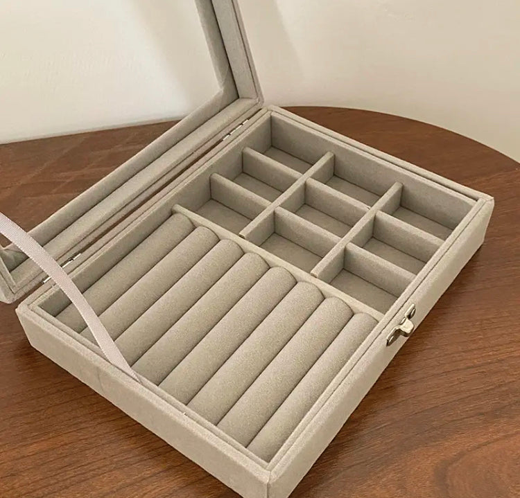 Portable Velvet Jewellery Ring Jewellery Display Organizer