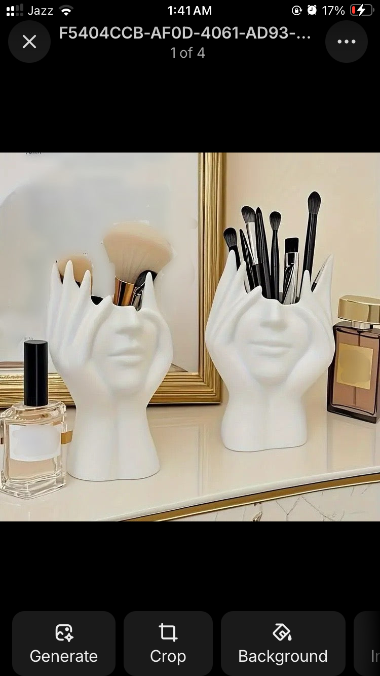 Creative Nordiac Style Makeup Brushes Holder