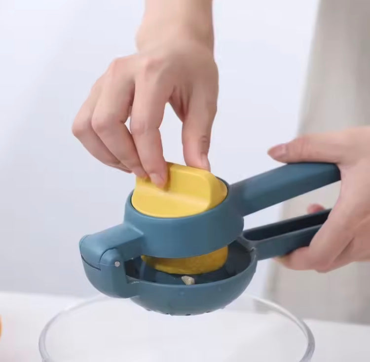 Handheld Lemon / Orange Squeezer Juicer