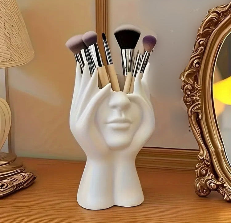 Creative Nordiac Style Makeup Brushes Holder