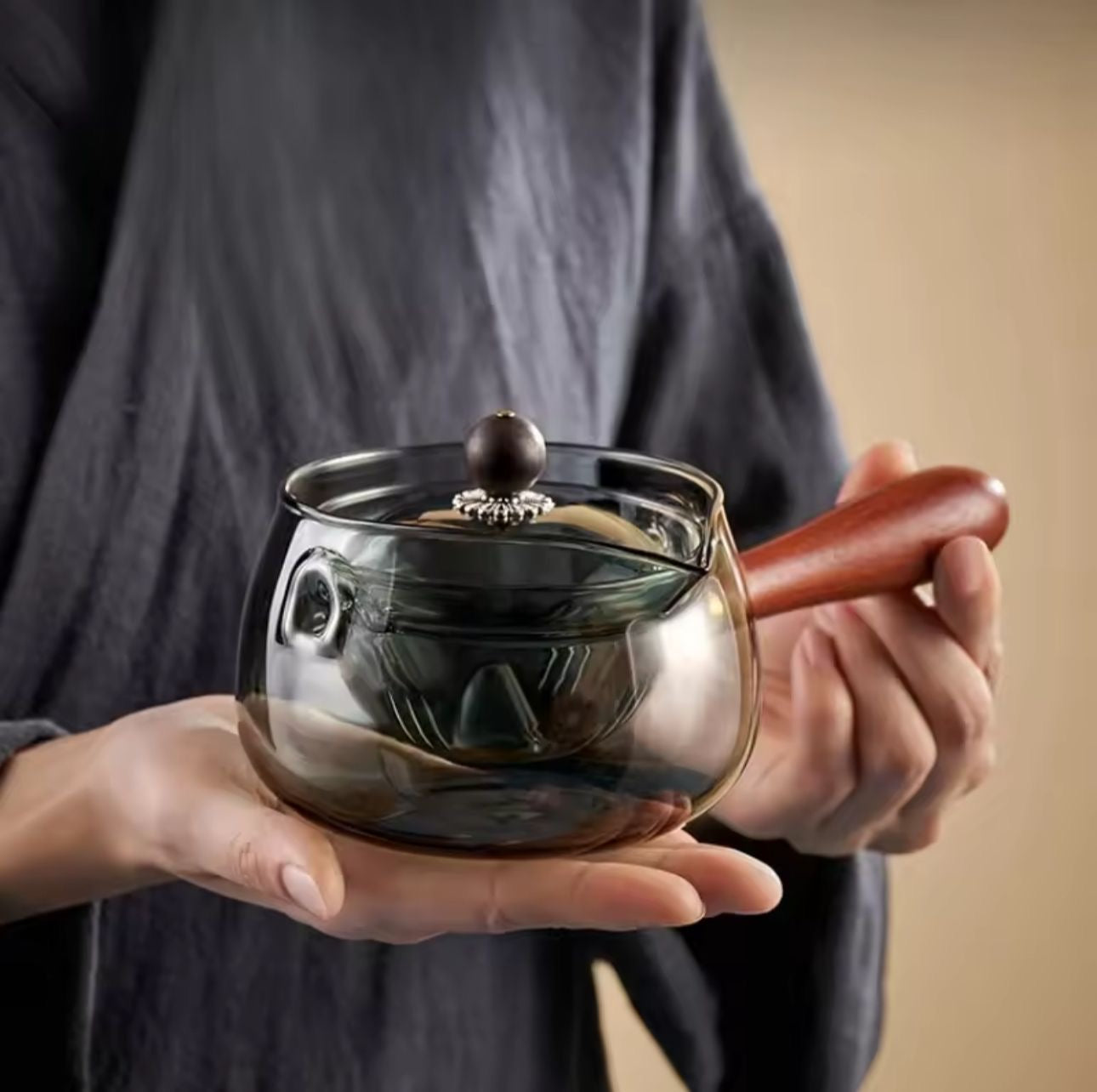 Heat Resistant Glass Tea Pot with Side Handle