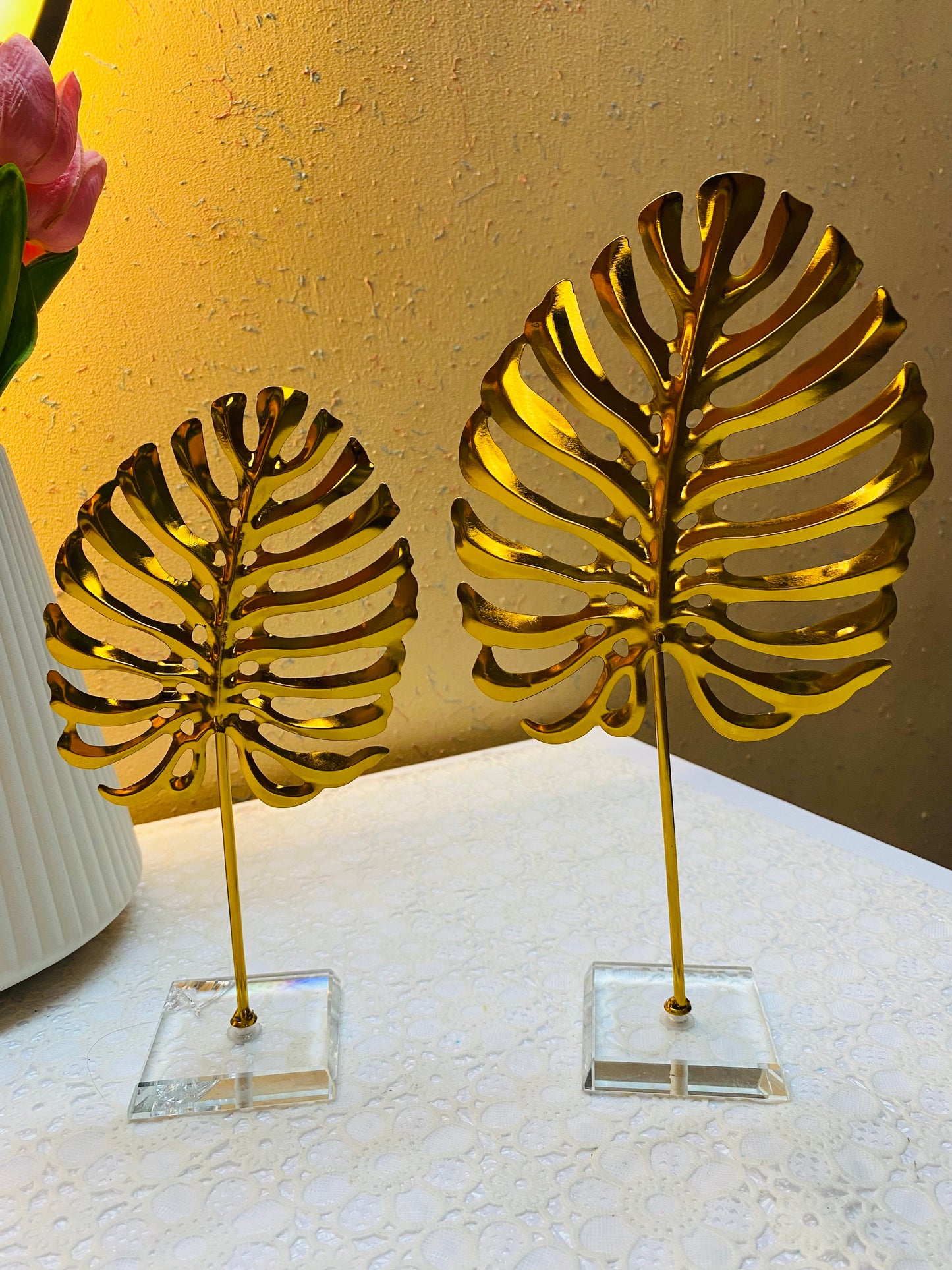 Metal Show piece for Home Decor