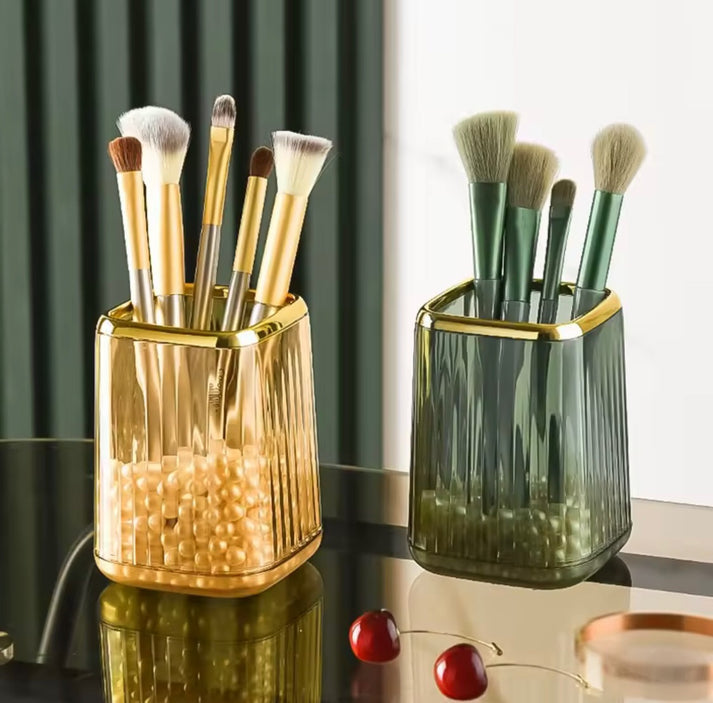 Stylish Makeup Brushes Holder