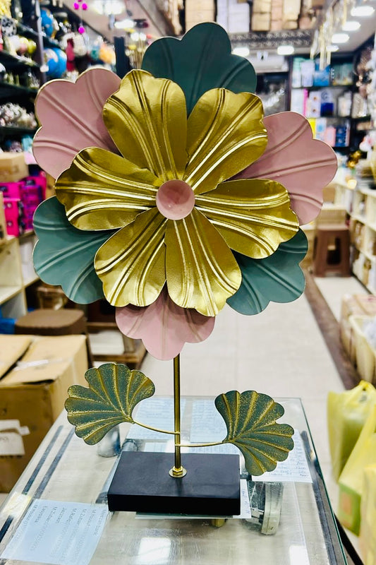 Metal Flower Motif for Home Decoration