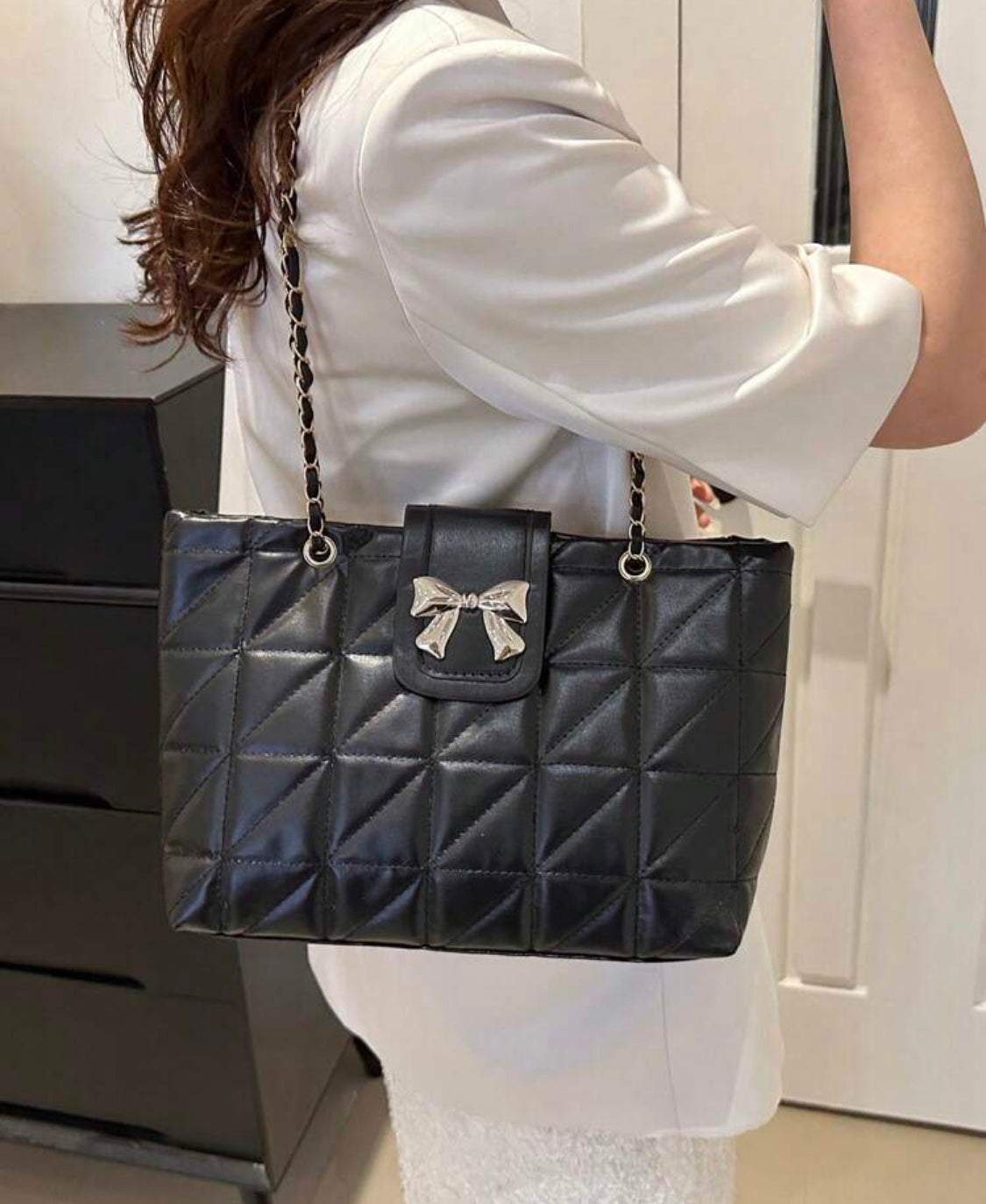 Bow Quilted Black Tote Bag Premium Quality