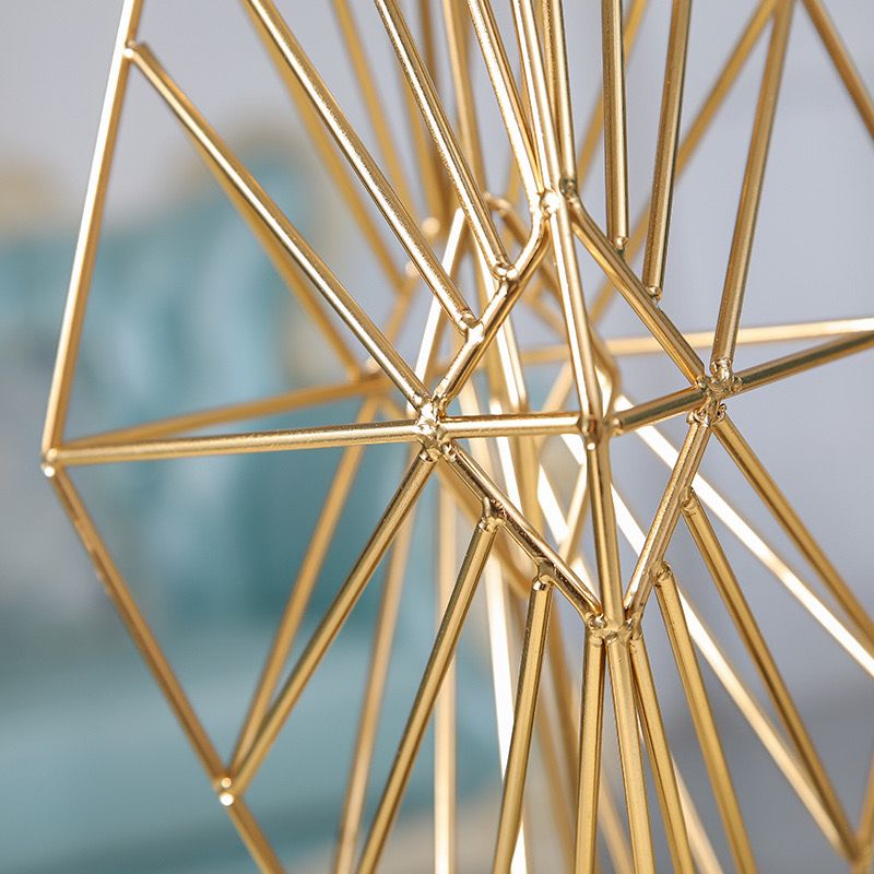 Metal Ornaments Statues Sculptures for Home Decor