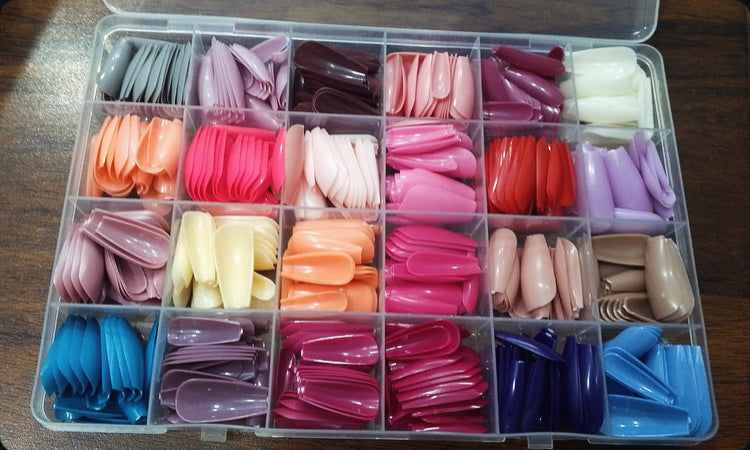 576 Pcs Artificial Nails with Free Glue