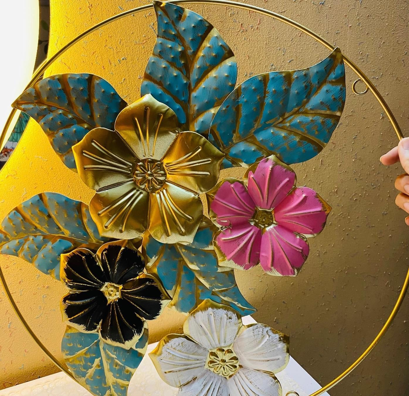 Metal Round Flower Motif for Wall Decoration