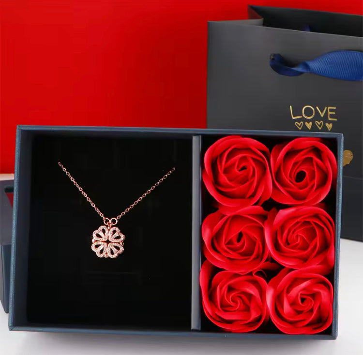 Love Heart Pendant with Roses Gift Box Packaging