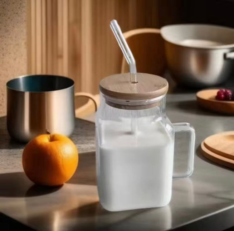 600ml Coffee Glass with Straw & Lid