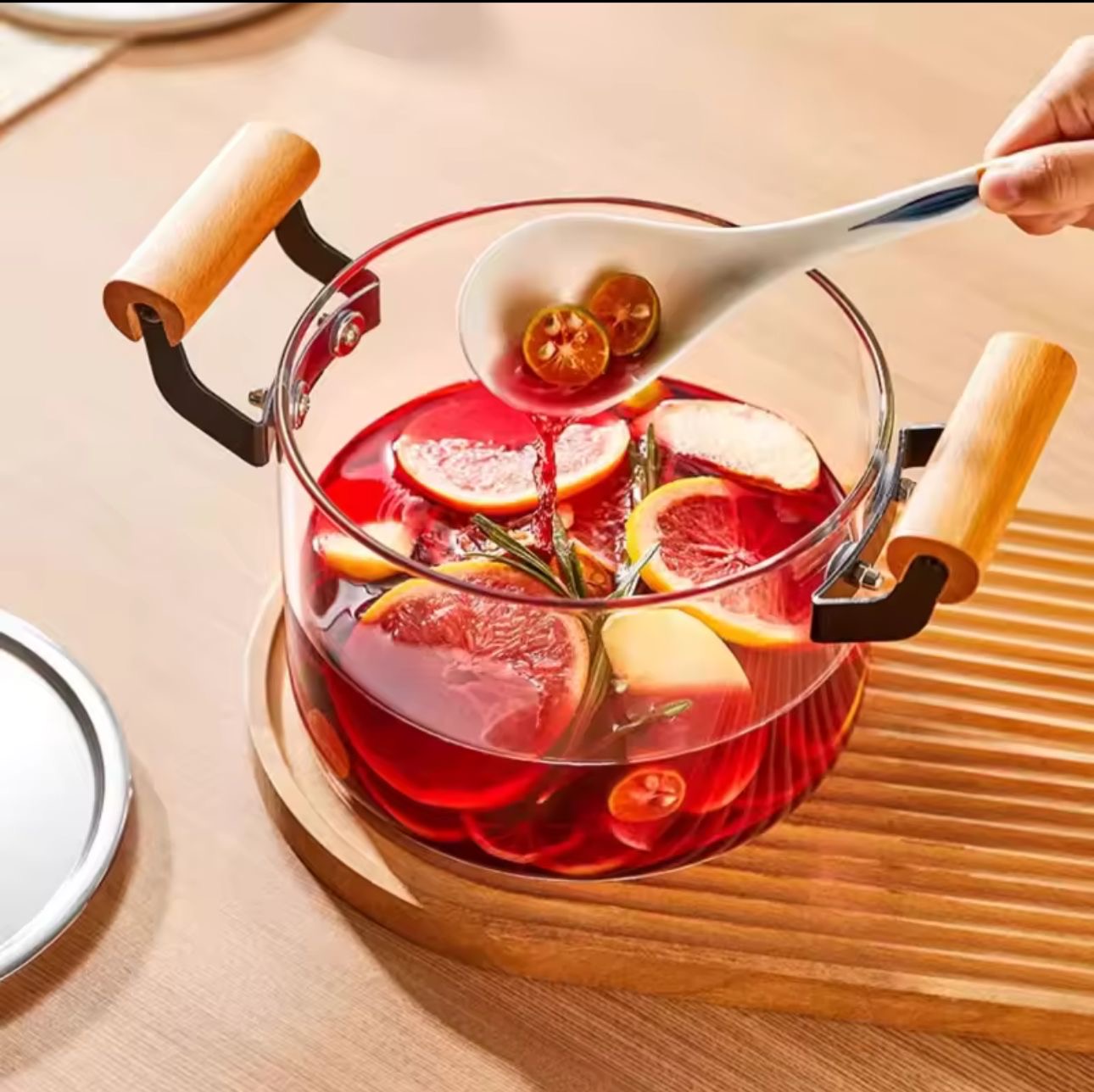 Heat Resistant Borosilicate Cooking Pot with Wooden Handles